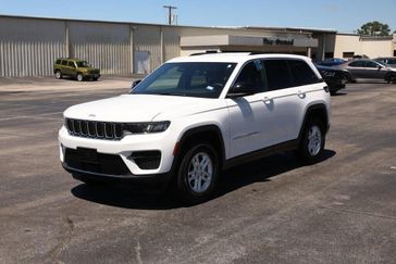 2024 Jeep Grand Cherokee Laredo