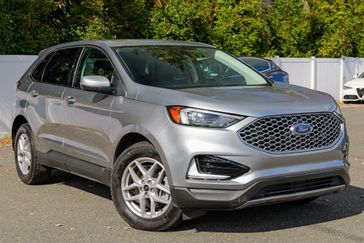 Used 2024 Ford Edge SEL
