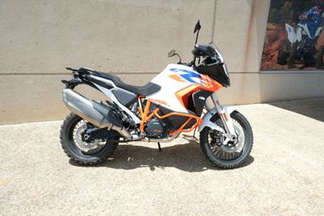 2024 KTM 1290 SUPER ADVENTURE R OT WHITE