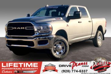 2024 RAM 2500 Tradesman Crew Cab 4x4 6'4' Box