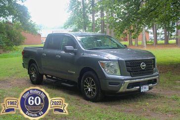 2021 Nissan Titan SV