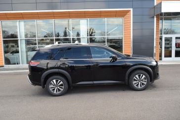 Used 2025 Nissan Pathfinder Sl