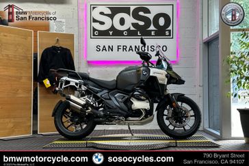 AURELIUS GREEN MET MATTE