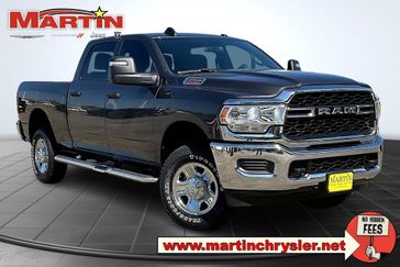 2024 RAM 2500 Tradesman Crew Cab 4x4 6'4' Box