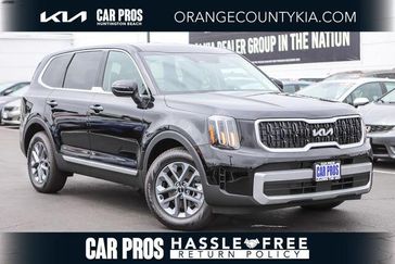 New 2025 Kia Telluride LX