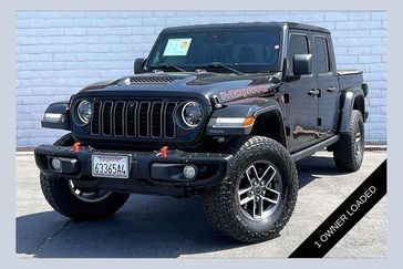 Used 2024 Jeep Gladiator Mojave