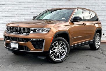 New 2027 Jeep Grand Cherokee Limited 4x2