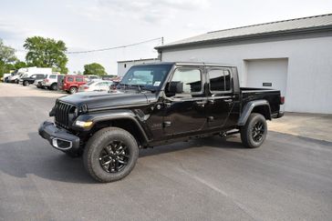 2023 Jeep Gladiator Sport S 4x4 in a Black Clear Coat exterior color. Tom Whiteside Auto Sales 740-831-2535 whitesidecars.com 