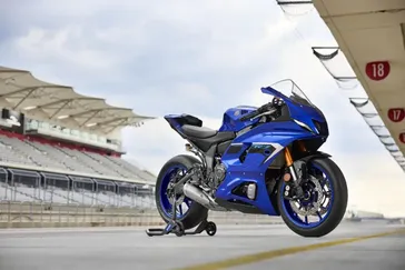 2025 YZF-R7