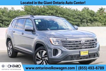 New 2026 Volkswagen Atlas 2.0T SE w/Technology