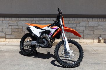 2024 KTM 350 SX-F in a ORANGE exterior color. Family PowerSports (877) 886-1997 familypowersports.com 