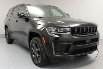 New 2027 Jeep Grand Cherokee L Laredo Altitude 4x4