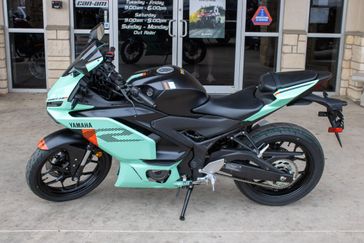 NEW 2026 YAMAHA YZFR3 ABS 