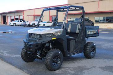 2025 Polaris R25MAE57B6 