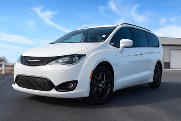 Used 2020 Chrysler Pacifica Touring L