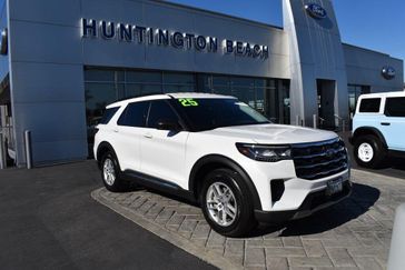Used 2025 Ford Explorer Active