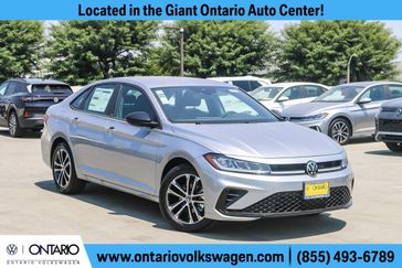 New 2025 Volkswagen Jetta 1.5T Sport