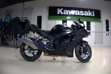 New 2025 Kawasaki Ninja ZX10R 