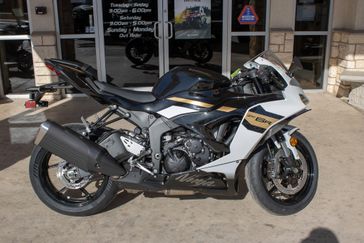 NEW 2026 KAWASAKI NINJA ZX6R ABS 