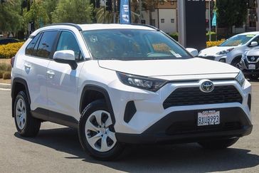 2020 Toyota RAV4 LE