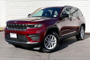 New 2026 Jeep Grand Cherokee Laredo X 4x4