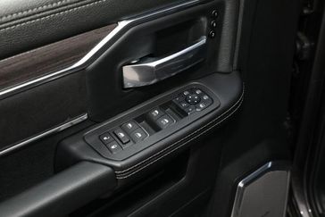 2025 RAM 3500 Laramie Crew Cab 4x4 8' Box