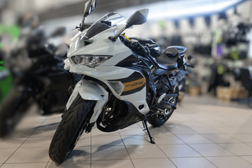 New 2026 Kawasaki Ninja ZX 4RR ABS 