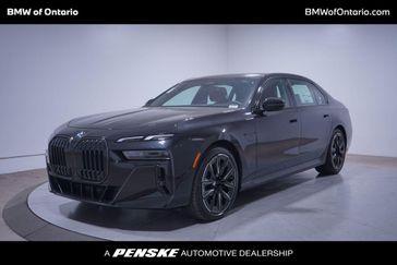 New 2025 BMW 7 Series 740i