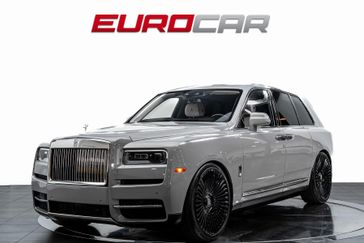2021 Rolls-Royce Cullinan *REAR THEATER * STARLIGHT HEADLINER*