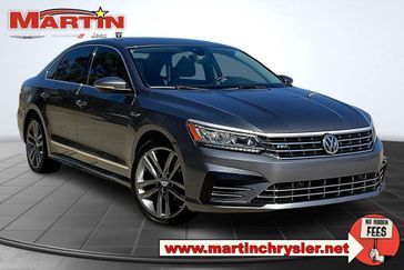 2019 Volkswagen Passat 2.0T SE R-Line