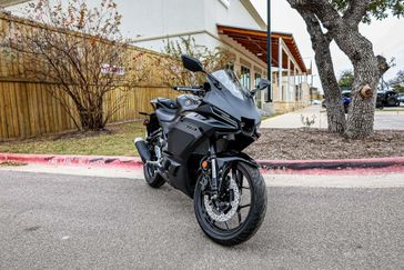 2025 YAMAHA YZFR3 ABS MATTE STEALTH BLACK