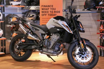 2024 KTM 790 DUKE