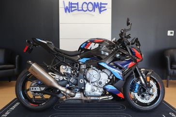 2024 BMW M 1000 R 