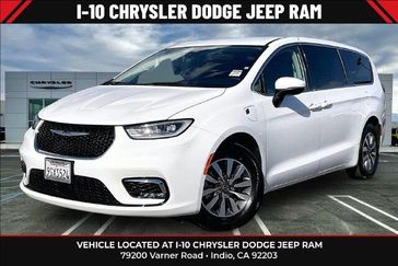 Used 2023 Chrysler Pacifica Hybrid Touring L