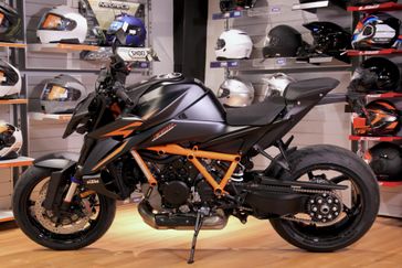 2026 KTM 1390 SUPERDUKE R EVO