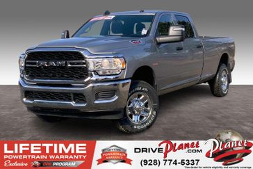 2024 RAM 2500 Tradesman Crew Cab 4x4 8' Box