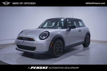 2025 MINI Cooper S 2 Door Hardtop Iconic