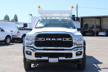 2022 RAM 5500 Chassis Tradesman Regular Cab & 4x2 in a White exterior color and Diesel Gray/Blackinterior. BEACH BLVD OF CARS beachblvdofcars.com 
