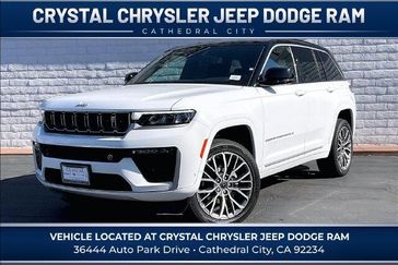 New 2027 Jeep Grand Cherokee Summit 4x4