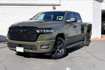 New 2027 RAM 1500 Express Crew Cab 4x4 5'7' Box