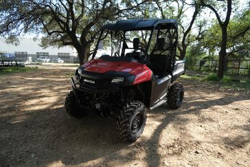 2025 HONDA PIONEER 700 HERO RED