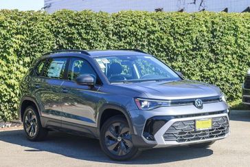 New 2025 Volkswagen Taos 1.5T S