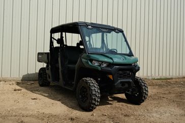 NEW 2026 CAN-AM DEFENDER MAX DPS HD7  in a COMPASS GREEN exterior color. Family PowerSports (877) 886-1997 familypowersports.com 