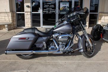 USED 2017 HARLEY STREET GLIDE SPECIAL 