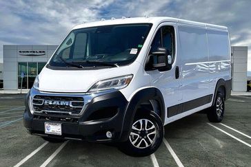 New 2026 RAM Promaster 2500 Slt Cargo Van Low Roof 136' Wb