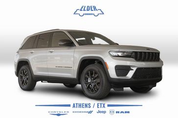 2025 Jeep Grand Cherokee Altitude 4x2