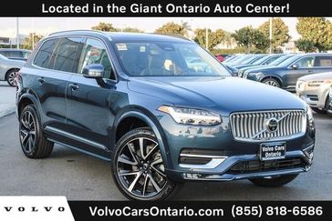 2025 Volvo XC90 B6 Plus 7-Seater