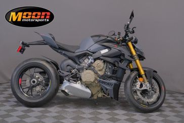 2024 Ducati STREETFIGHTER V4 S 