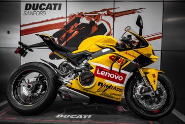 New 2024 Ducati PANV4 BAGNAIA 2023 WORLD CHAMPIONP MOTOGP REPLICA 