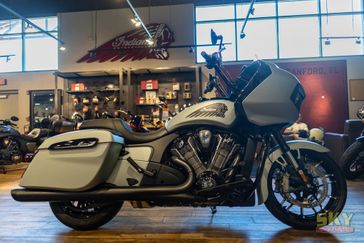 New 2025 Indian Motorcycle CHALLENGER DARK HORSE 112 RA 49ST Dark Horse 